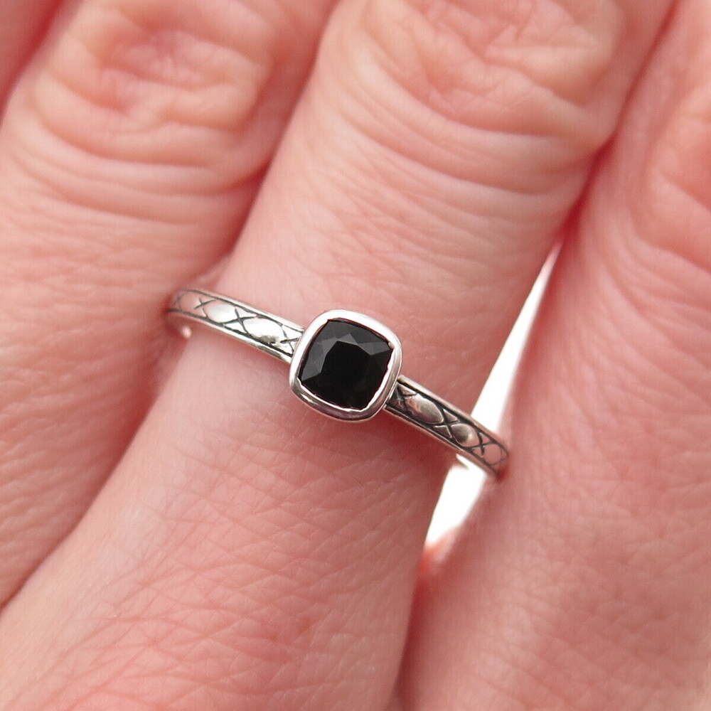 Town & Country 925 Sterling Silver Vintage Real Black Onyx Ring Size 7.5